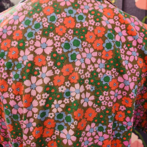 Vintage 1950's Mod Floral Print Shirtwaist Dress, Handmade - Picture 16 of 17